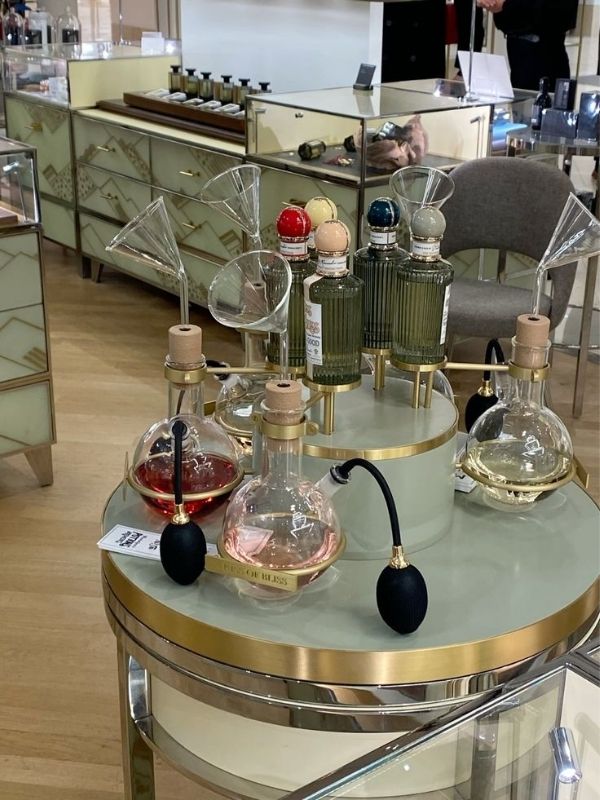 Luxury-Fragrance-Party-Ideas-for-an-Elegant-Celebration