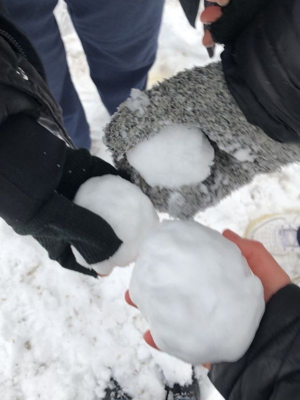 Snow-Date-Ideas-for-Couples
