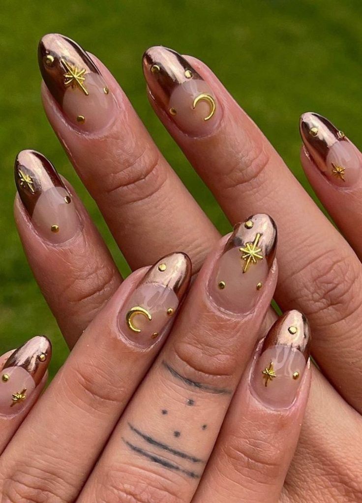 Chrome-Harvest-nails