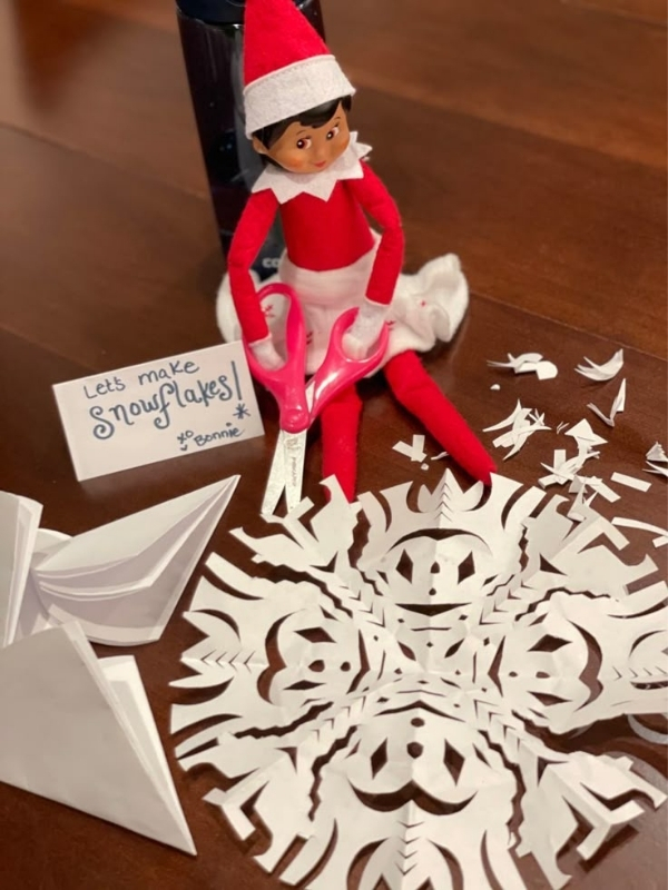 Easy-Elf-on-the -Shelf-Ideas-for-Kids
