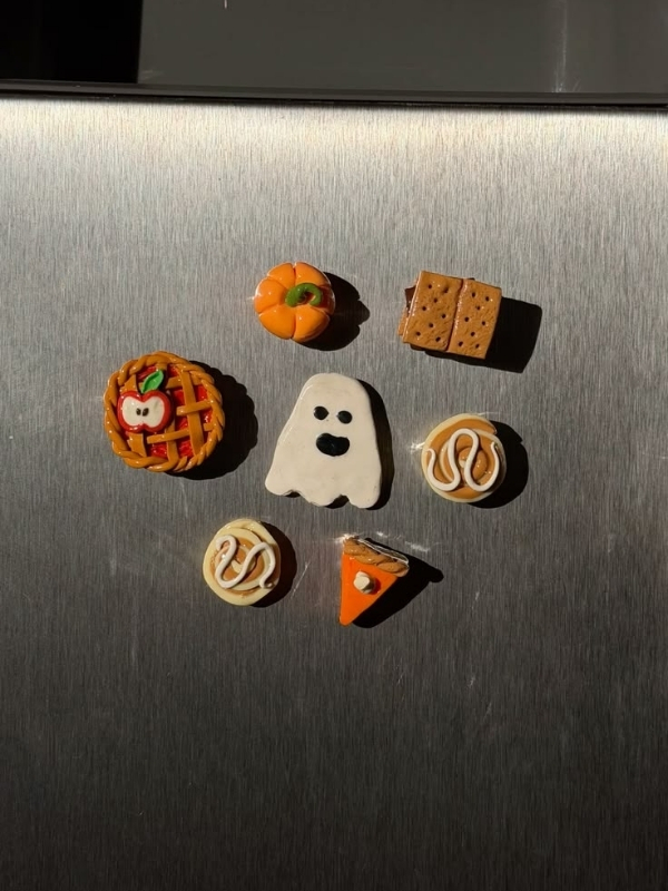 Easy-Halloween-Crafts-for-Kids-and-Adults