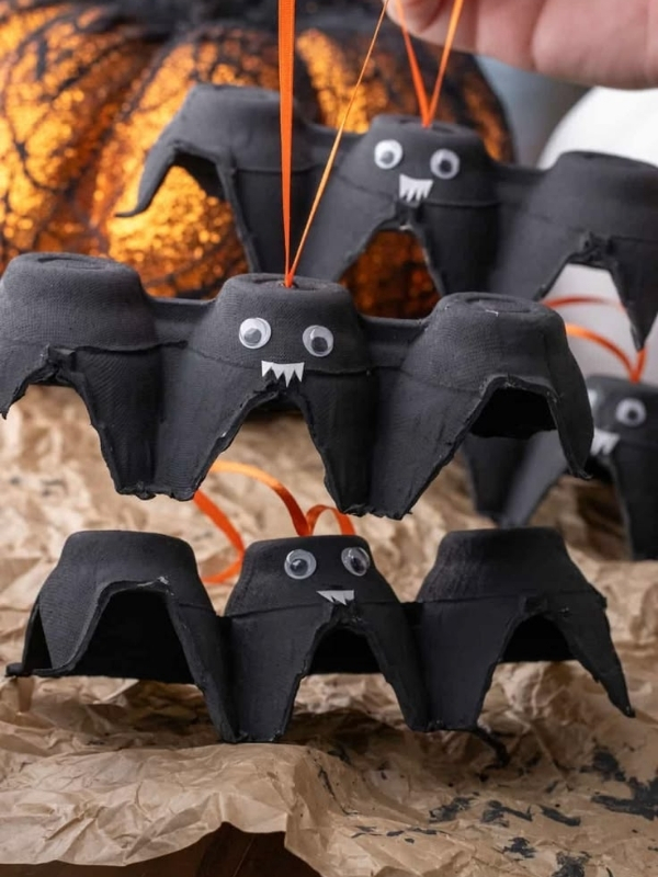Easy-Halloween-Crafts-for-Kids-and-Adults