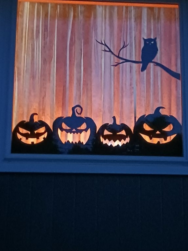 Easy-Halloween-Crafts-for-Kids-and-Adults