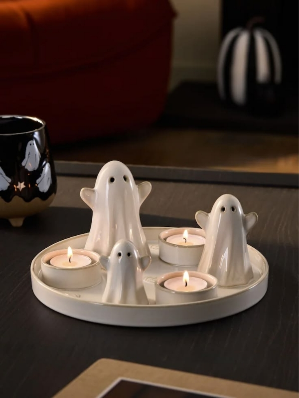 Easy-Halloween-Crafts-for-Kids-and-Adults