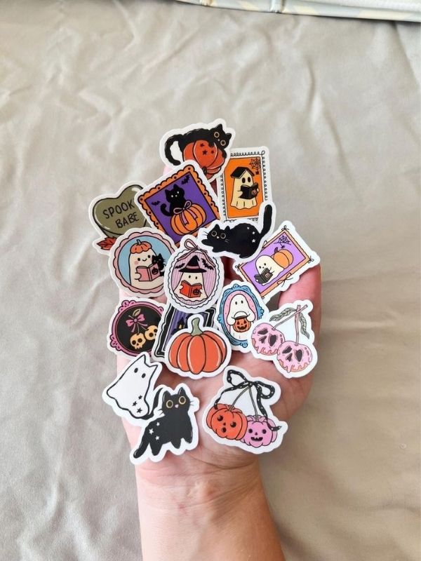 Halloween-Gift-Ideas-for-Teachers-They'll-Love