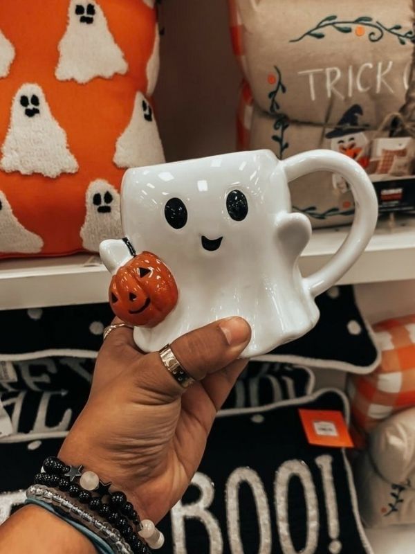 Halloween-Gift-Ideas-for-Teachers-They'll-Love