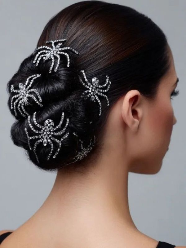 Halloween-Hairstyle-Ideas-for-Women-Teens-and-Girls