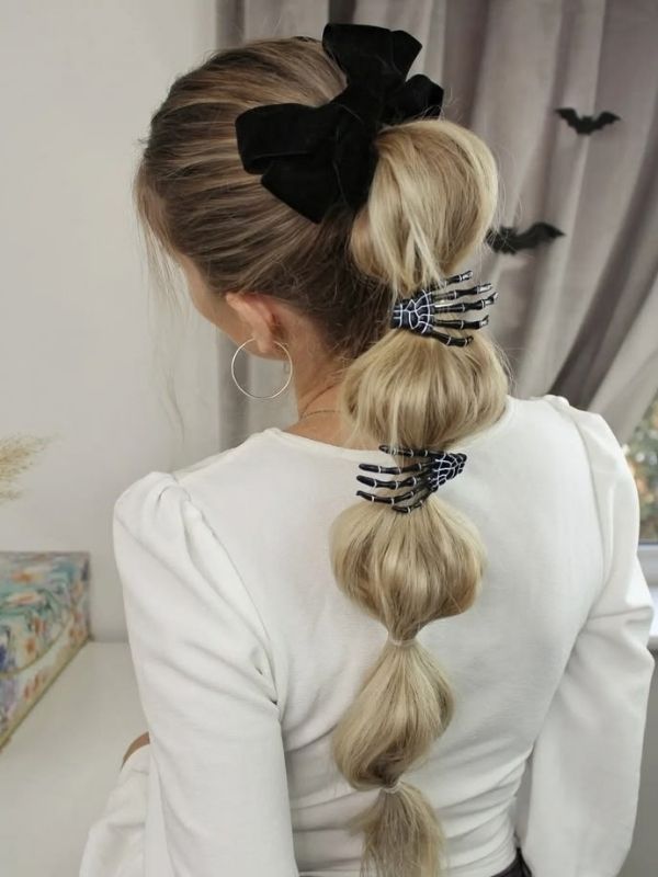 Halloween-Hairstyle-Ideas-for-Women-Teens-and-Girls