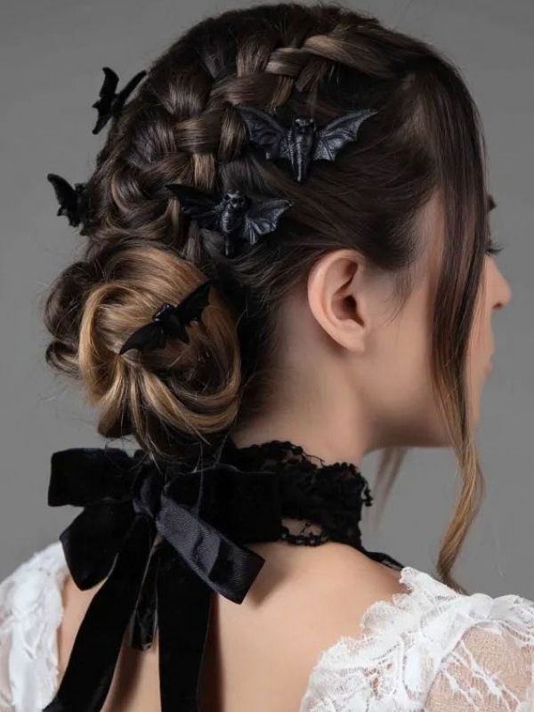 Halloween-Hairstyle-Ideas-for-Women-Teens-and-Girls