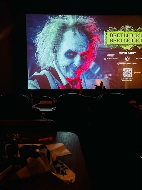 Halloween-Movie-Ideas-for-a-Spooky-Movie-Night