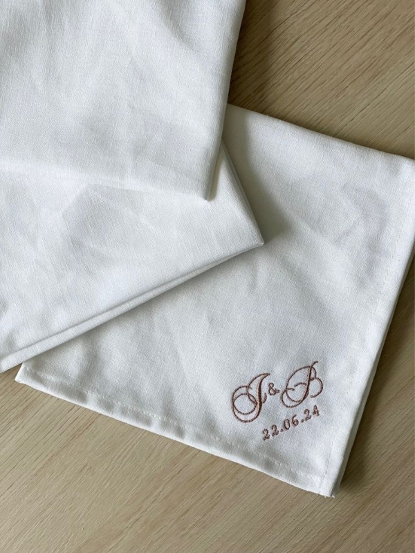 Handmade-Embroidery-Gift-Ideas-for-Friends