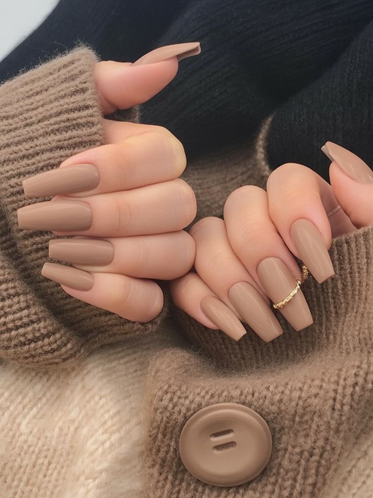 Matte-taupe-60-fall-Thanksgiving-nail-ideas