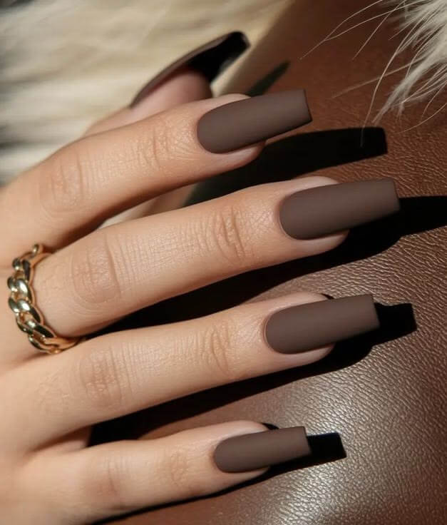 Matte-chocolate-nails