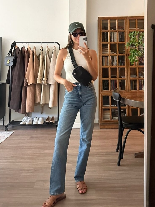 Trendy-Washed-Jeans-Styles-for-Women