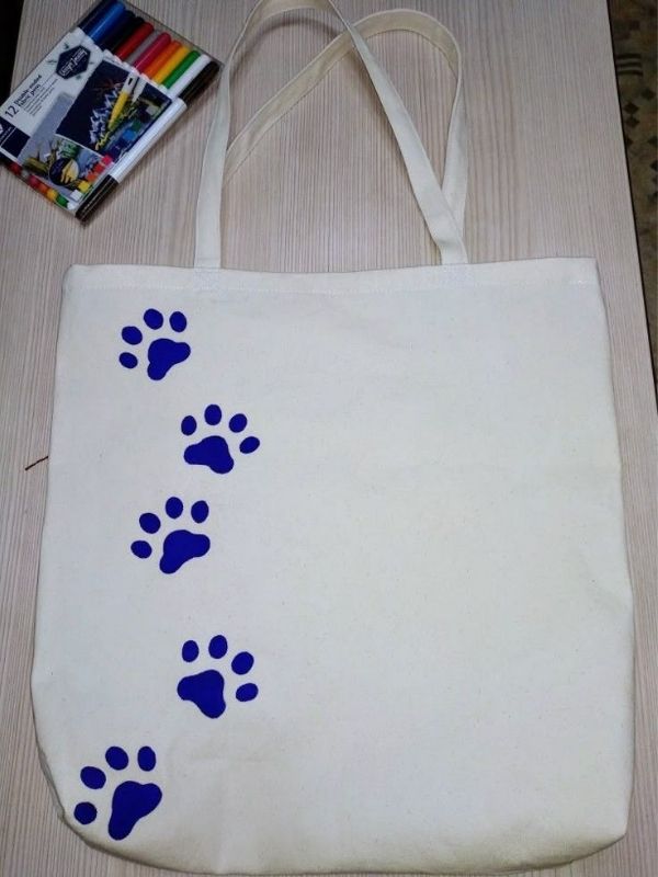 Dog-Paw-Print-Craft-Idea- to-Make-Sweet-Keepsakes-With-Your-Pup