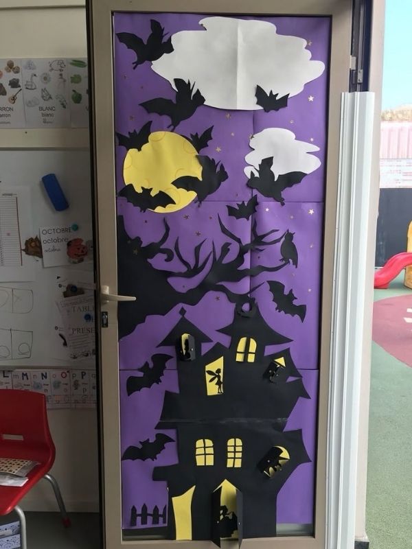 Halloween-Classroom-Decor-Ideas-for-Doors-Walls-and-Windows