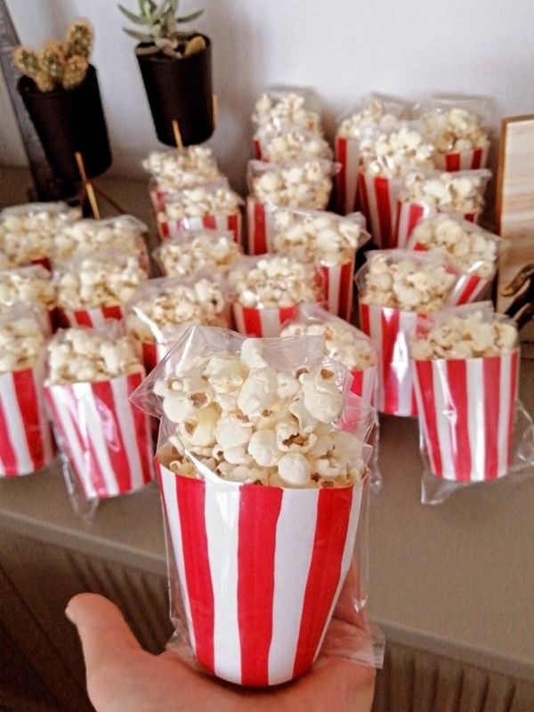 Halloween-Party-Favour-Ideas-for-Kids-and-Adults