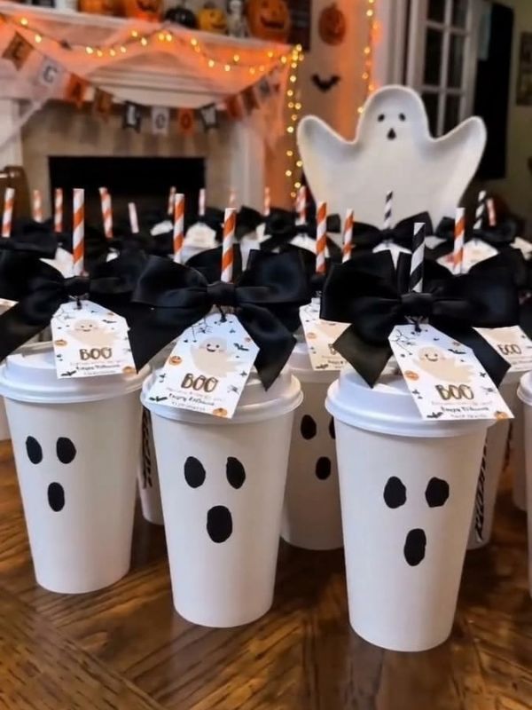 Halloween-Party-Favour-Ideas-for-Kids-and-Adults