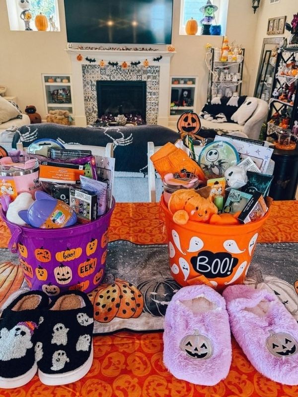 Halloween-Spooky-Basket-Ideas-for-Kids-Teens-and-Adults