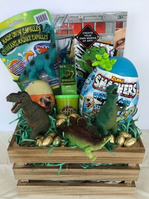 Halloween-Spooky-Basket-Ideas-for-Kids-Teens-and-Adults