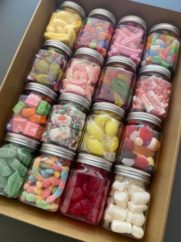 Party-Favor-Gift-Ideas-for-Guests-of-All-Ages