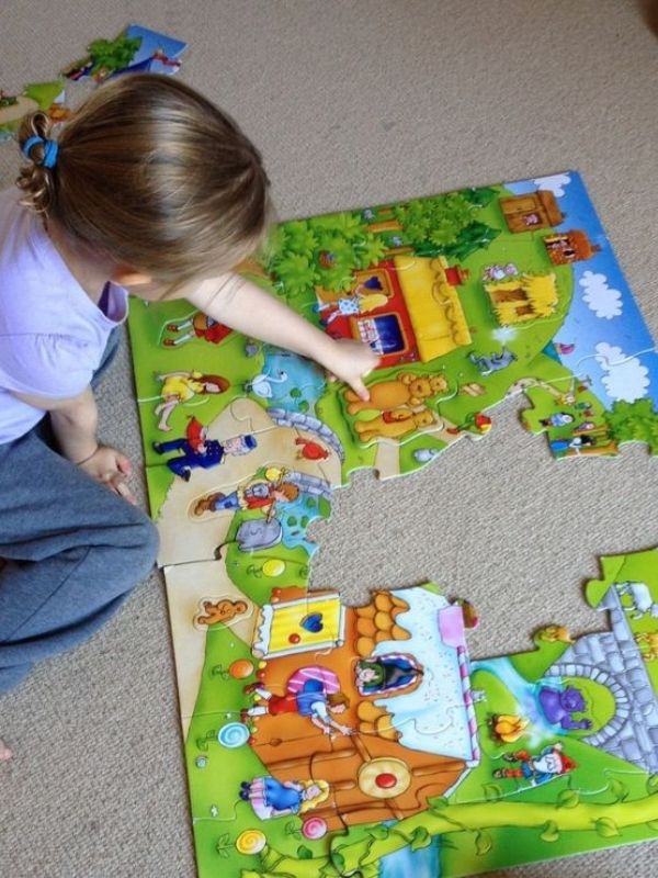 Rainy-Day-Activities-for-Kids-to-Keep-Them-Busy-Indoors