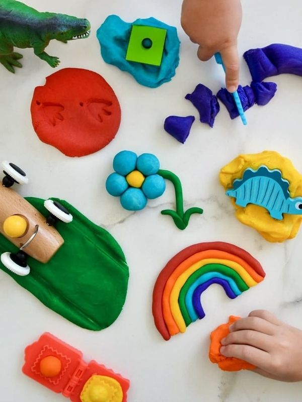 Rainy-Day-Activities-for-Kids-to-Keep-Them-Busy-Indoors