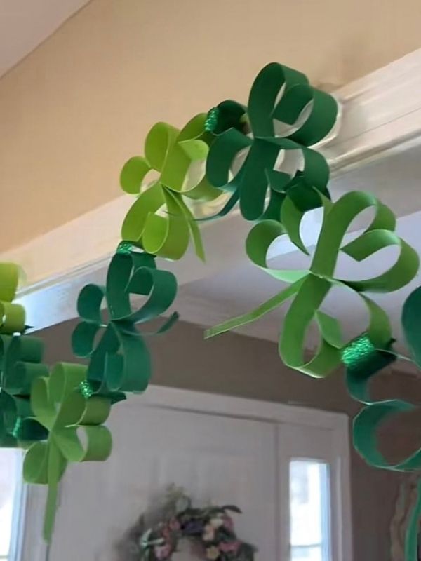 St-Patrick’s-Day-Craft-Ideas-for-Kids-to-Make-at-Home-or-School