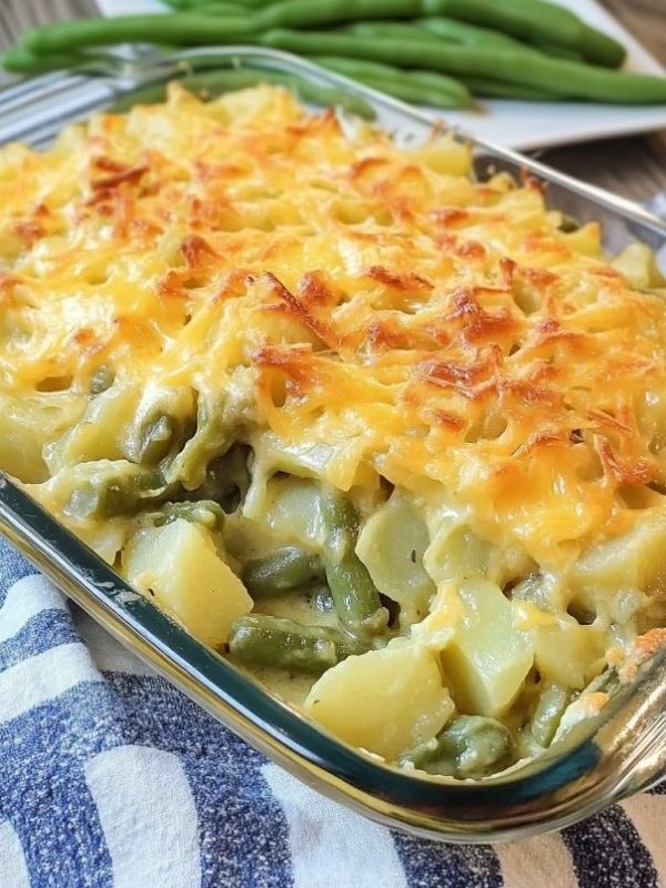 Thanksgiving-Casserole-Recipes-Everyone-Will-Love-and-Go-Back-for-Seconds