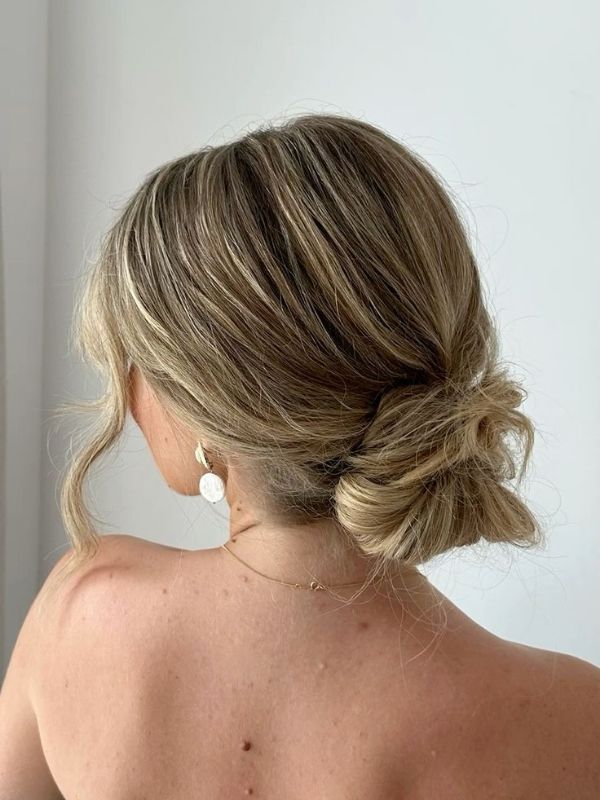 Thanksgiving-Hairstyles-Ideas-for-a-Beautiful-Holiday-Look